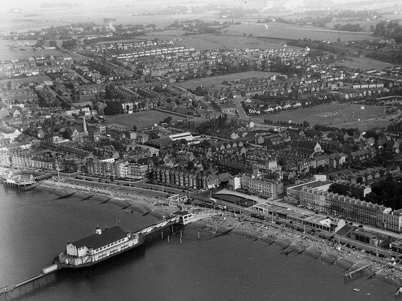 Historic events: Severe coastal flooding and damage in central London ...